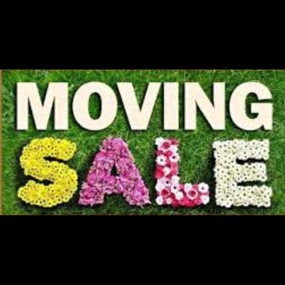 LOTS OF CHEAP LULULEMON CROPS, JACKETS, DRESSES COMING! Everything needs to go!